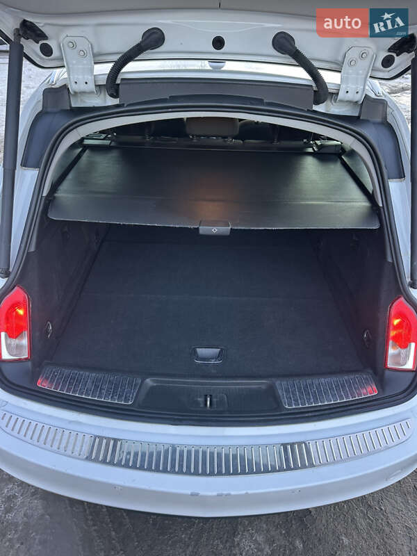 Универсал Opel Insignia 2012 в Городке