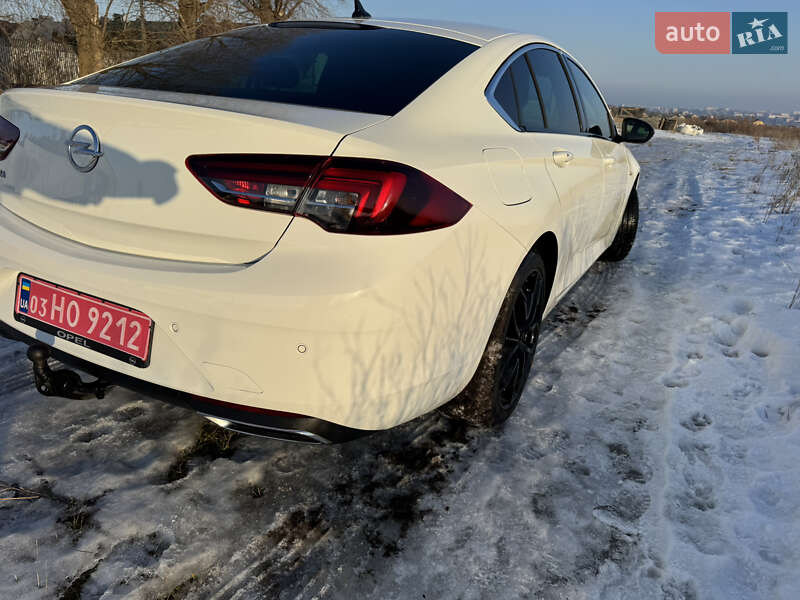 Лифтбек Opel Insignia 2021 в Хмельницком