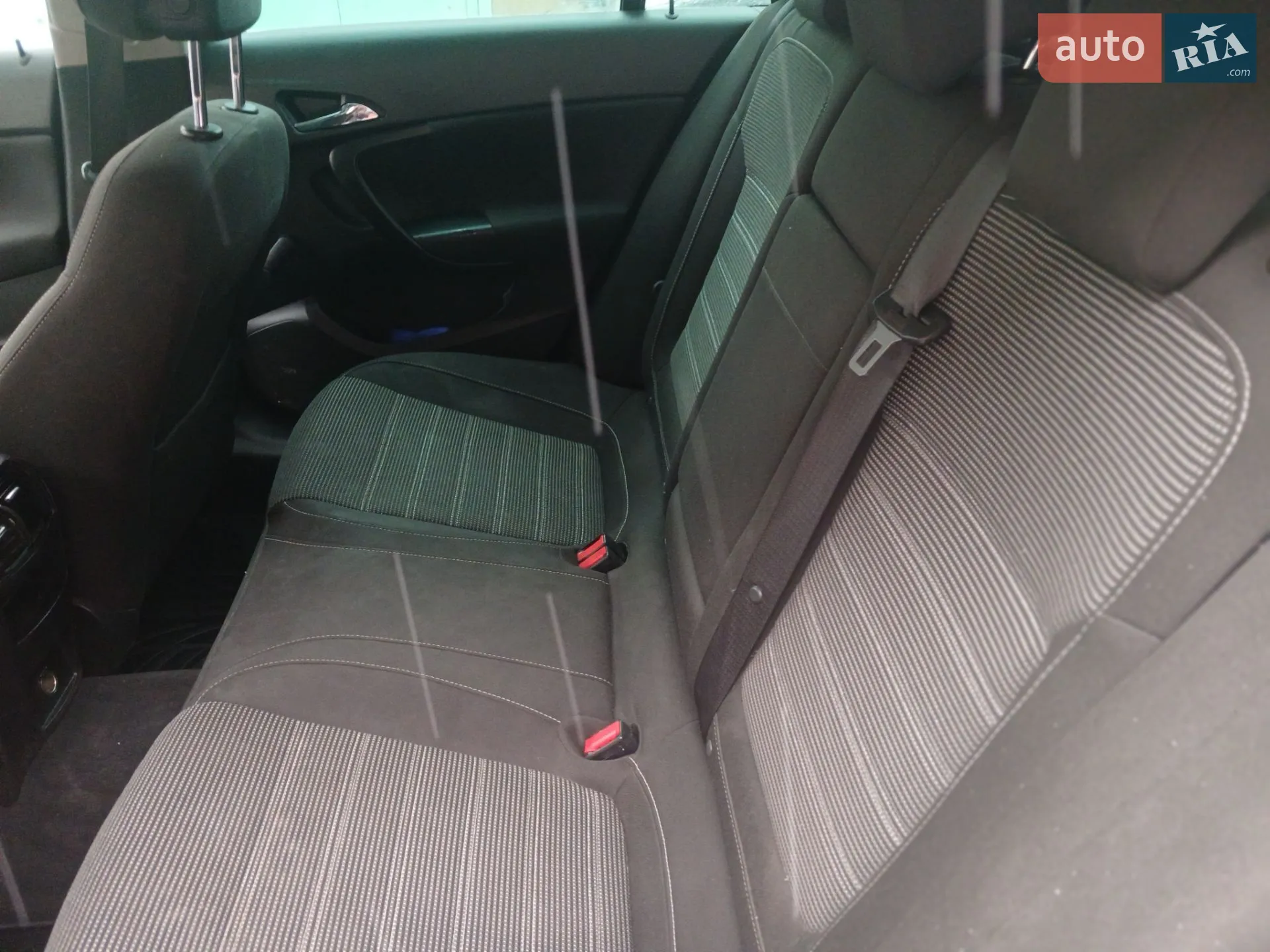 2011 Opel Insignia - мініатюра 12