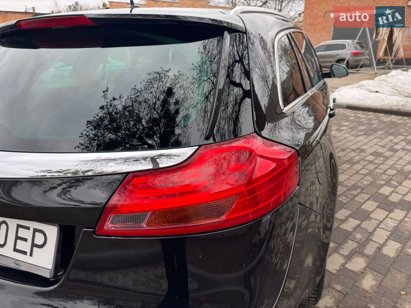 Универсал Opel Insignia 2009 в Лубнах
