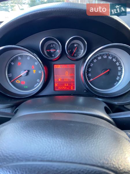 Универсал Opel Insignia 2013 в Львове