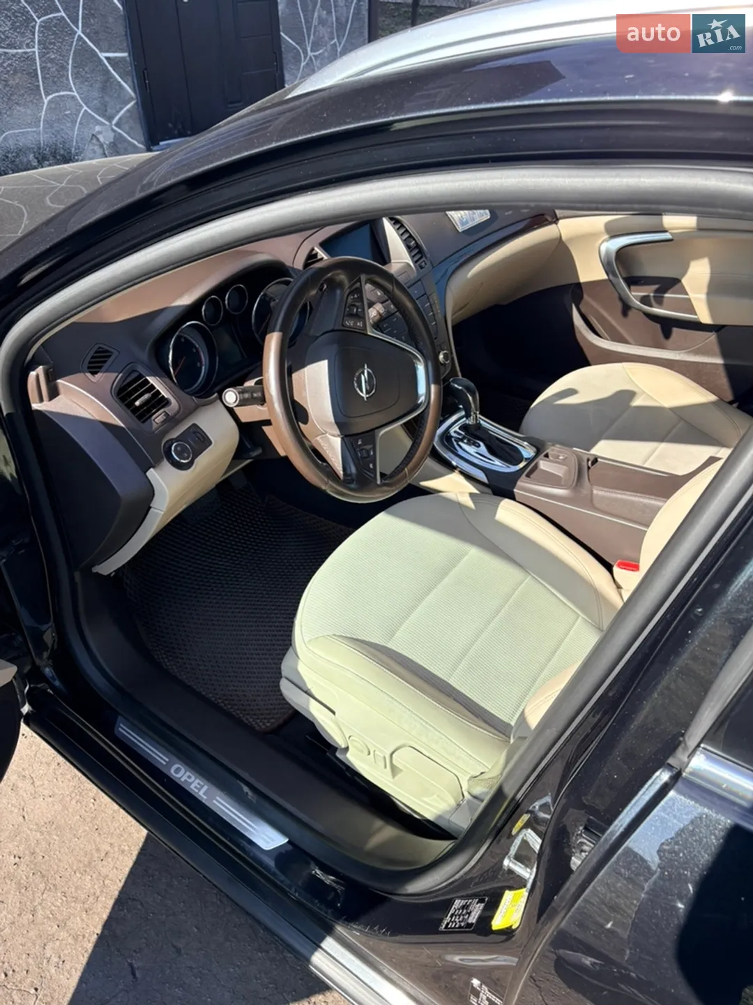 2011 Opel Insignia - мініатюра 6