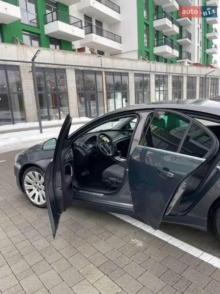 Седан Opel Insignia 2016 в Львове