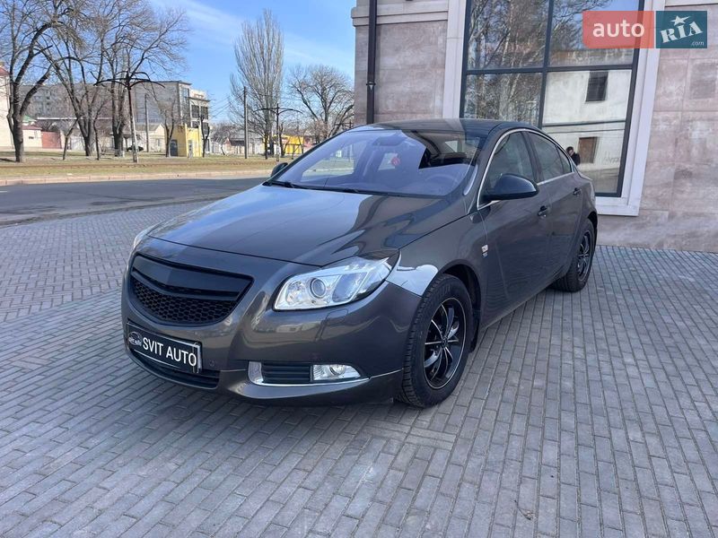 Opel Insignia 2011