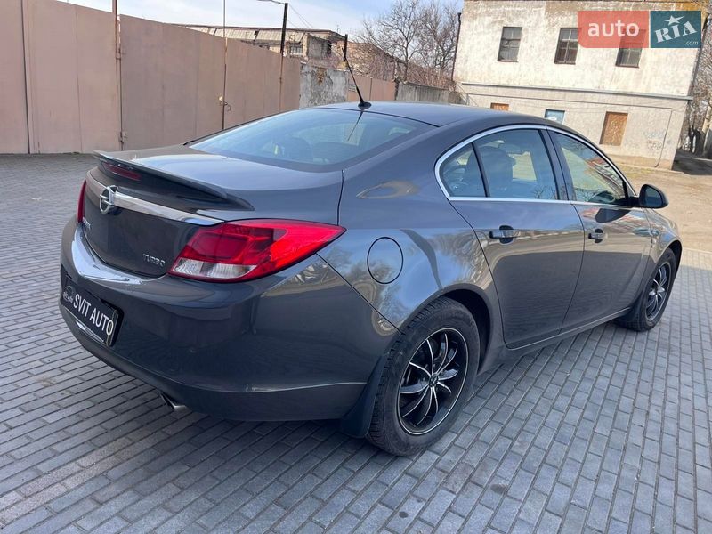 Седан Opel Insignia 2011 в Николаеве