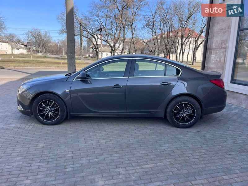 Седан Opel Insignia 2011 в Николаеве