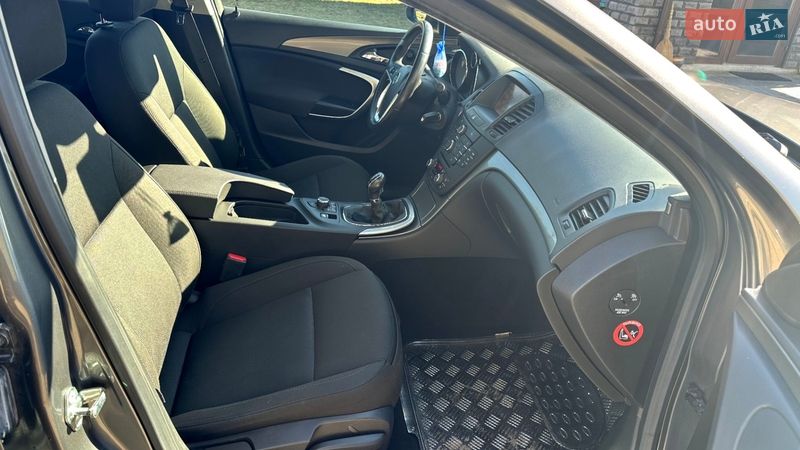 Универсал Opel Insignia 2009 в Луцке
