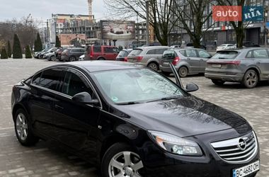 Седан Opel Insignia 2009 в Ужгороде