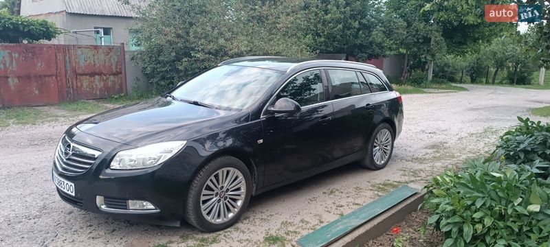 Універсал Opel Insignia 2012 в Харкові