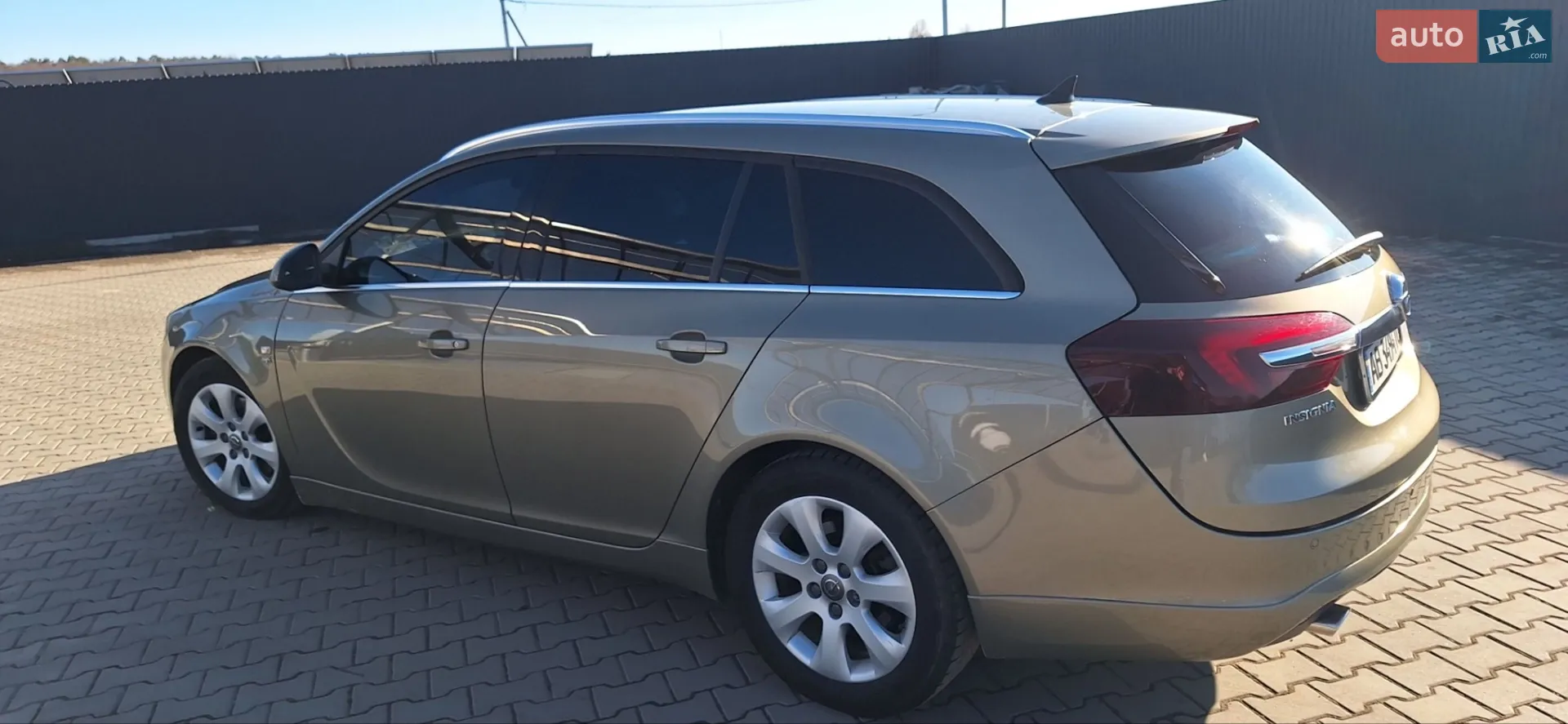 2015 Opel Insignia - мініатюра 3