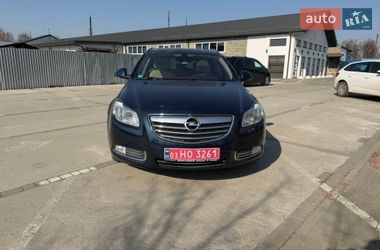 Універсал Opel Insignia 2011 в Луцьку