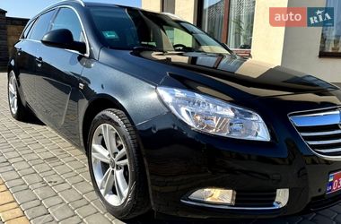 Універсал Opel Insignia 2010 в Луцьку