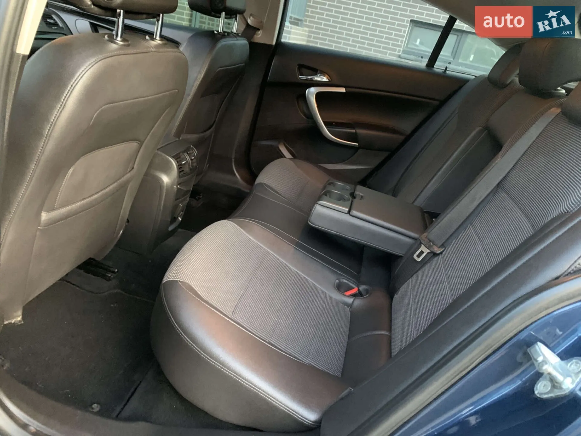 2010 Opel Insignia - мініатюра 32