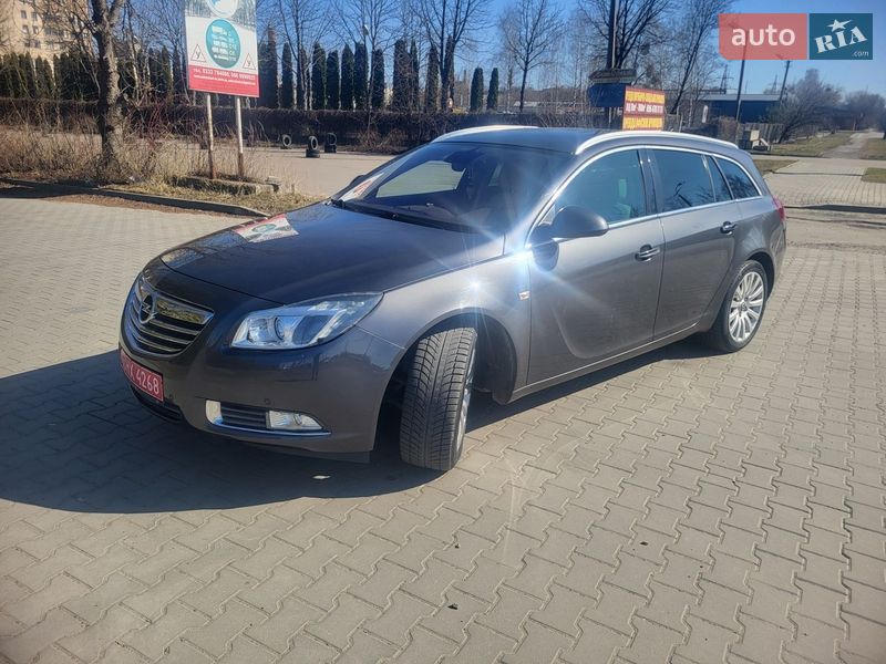 Универсал Opel Insignia 2011 в Луцке