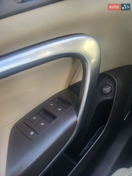 Универсал Opel Insignia 2011 в Луцке