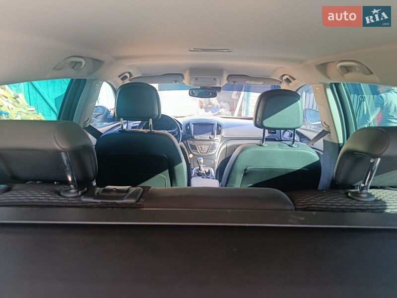 Универсал Opel Insignia 2015 в Голобах