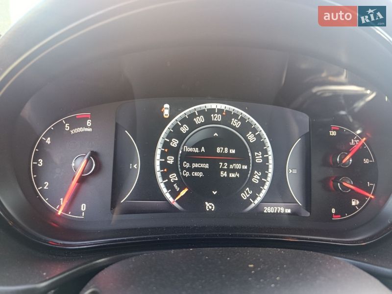 Универсал Opel Insignia 2015 в Голобах