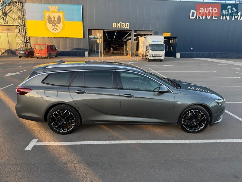 Универсал Opel Insignia 2017 в Чернигове