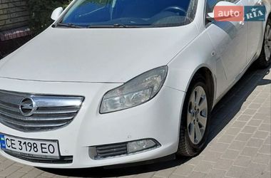 Ліфтбек Opel Insignia 2013 в Чернівцях