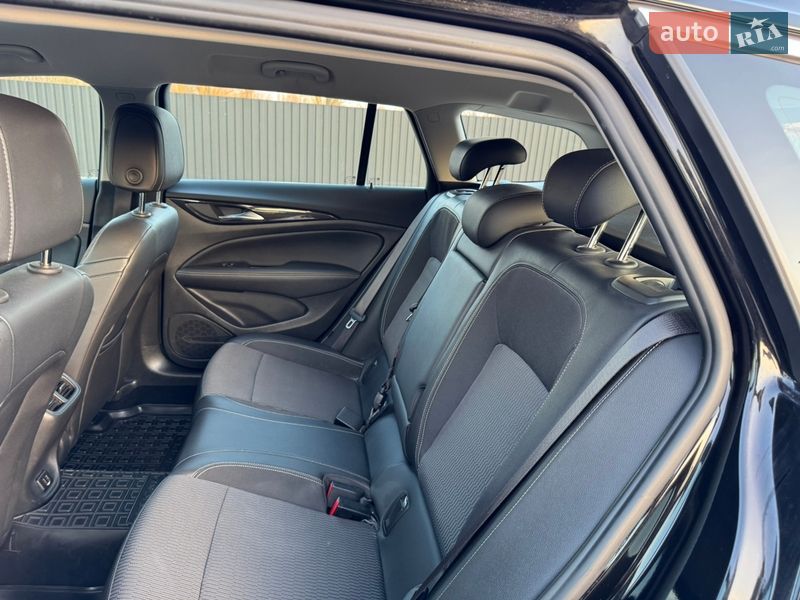 Универсал Opel Insignia 2020 в Хмельницком
