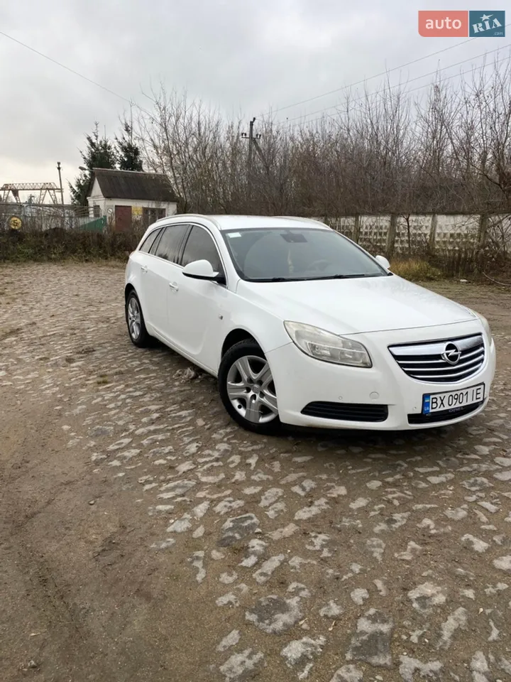2010 Opel Insignia - мініатюра 18