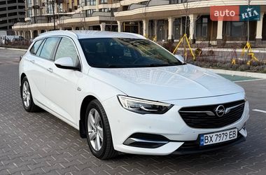 Універсал Opel Insignia 2017 в Софіївській Борщагівці