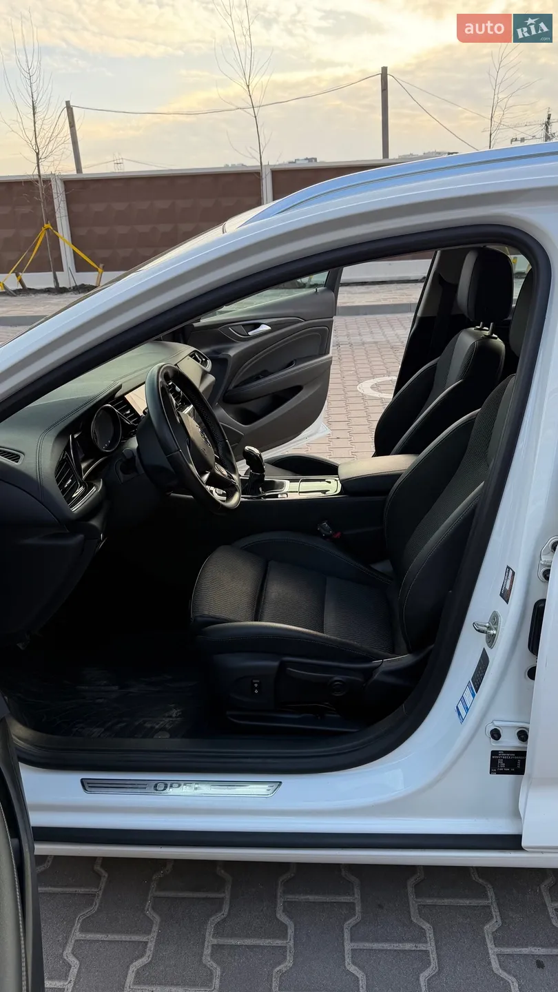 2017 Opel Insignia - мініатюра 16