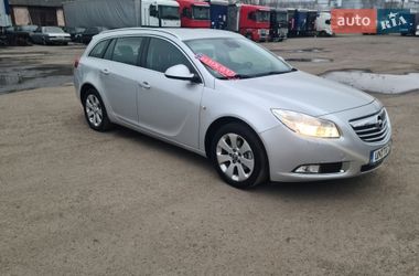 Універсал Opel Insignia 2010 в Луцьку