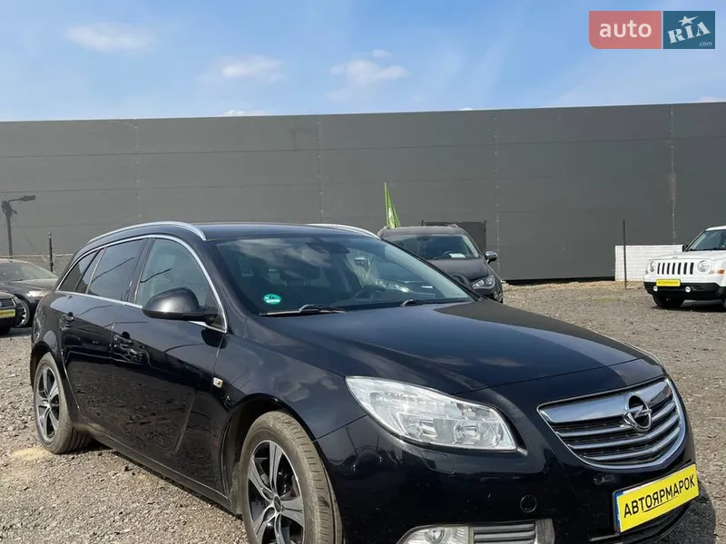 Opel Insignia 2011