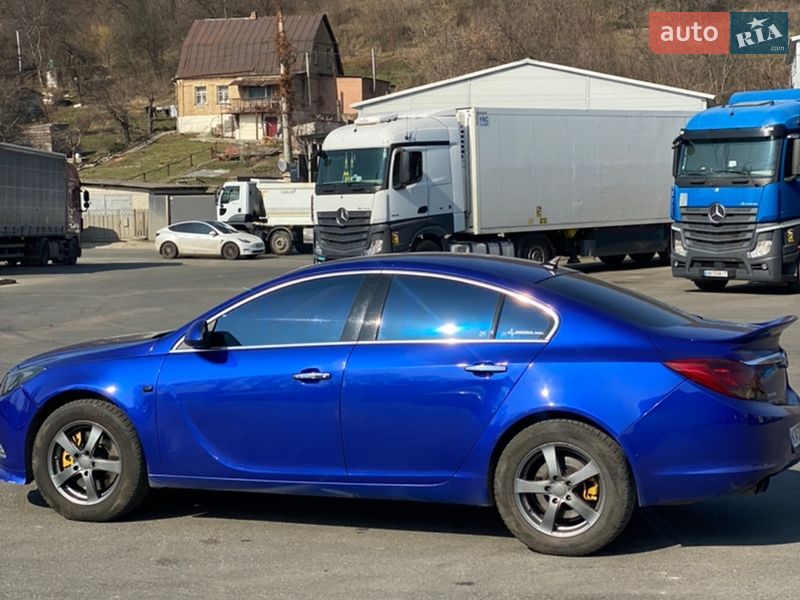 Седан Opel Insignia 2008 в Киеве