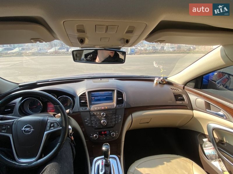 Седан Opel Insignia 2008 в Киеве