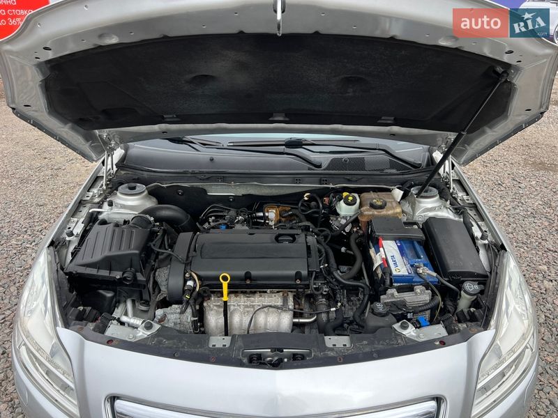 Універсал Opel Insignia 2009 в Черкасах