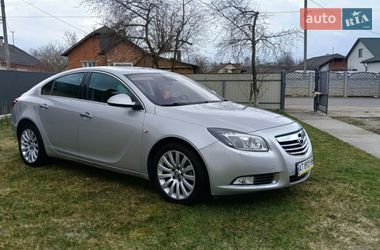 Лифтбек Opel Insignia 2010 в Ивано-Франковске