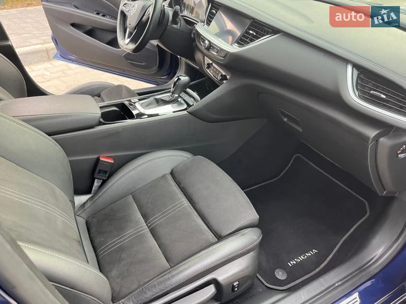Ліфтбек Opel Insignia 2020 в Золочеві