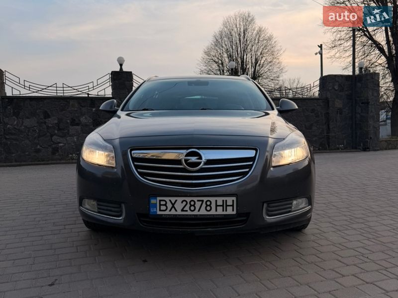 Opel Insignia 2011