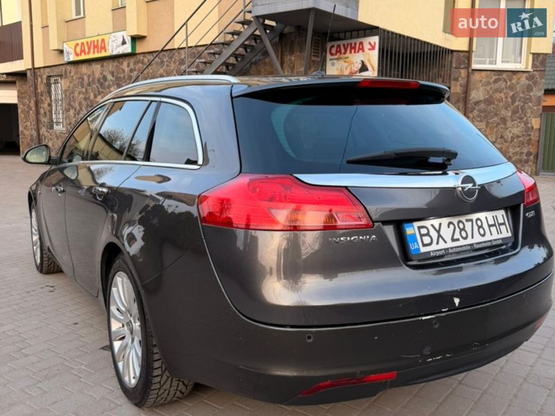 Универсал Opel Insignia 2011 в Хмельницком