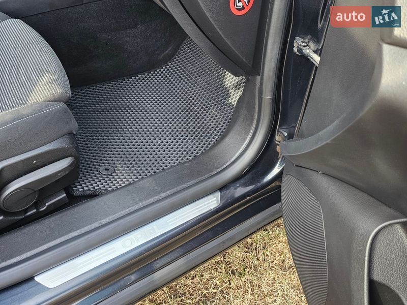 Универсал Opel Insignia 2012 в Чернигове фото 22 Универсал Opel Insignia 2012 в Чернигове