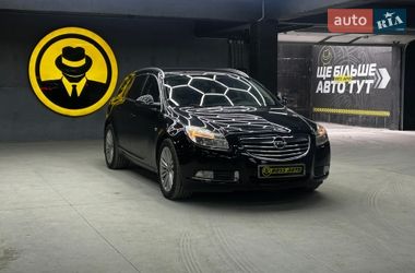 Универсал Opel Insignia 2012 в Черновцах