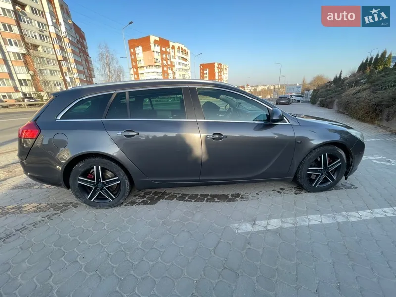 Opel Insignia 2011