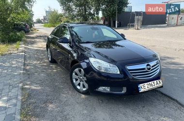 Лифтбек Opel Insignia 2012 в Новомосковске