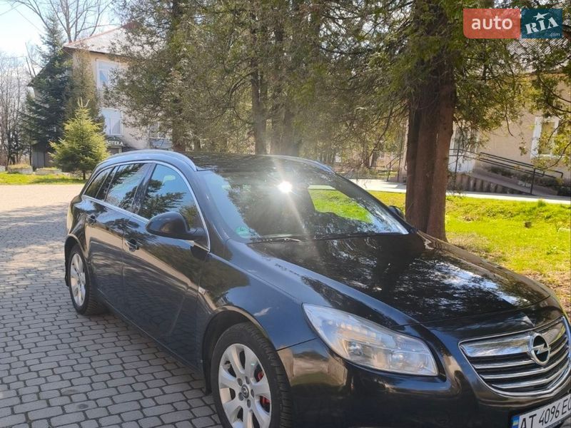 Універсал Opel Insignia 2011 в Рожнятові