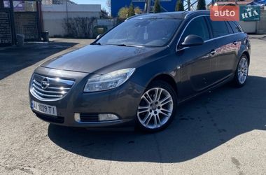 Універсал Opel Insignia 2009 в Києві