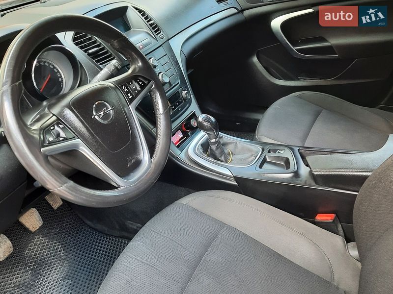 Універсал Opel Insignia 2010 в Галичі