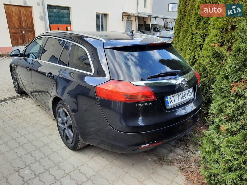 Універсал Opel Insignia 2010 в Галичі
