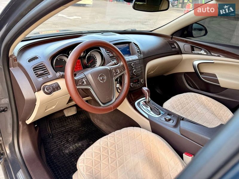 Универсал Opel Insignia 2013 в Тернополе