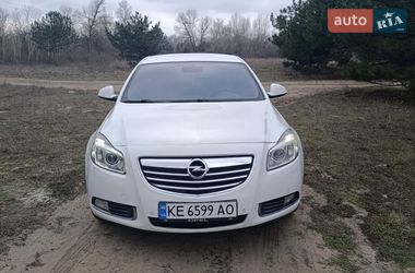 Седан Opel Insignia 2011 в Днепре