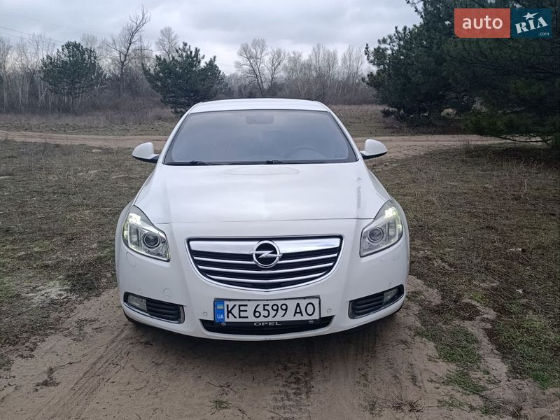 Opel Insignia 2011