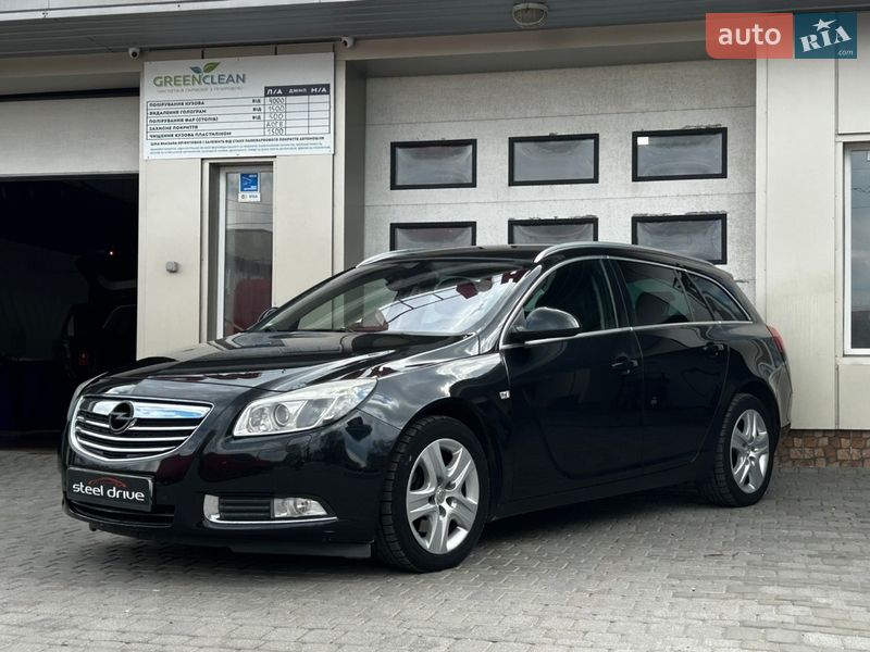 Opel Insignia 2011