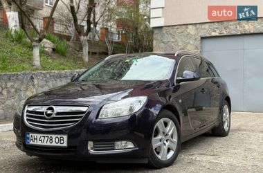 Универсал Opel Insignia 2011 в Сумах