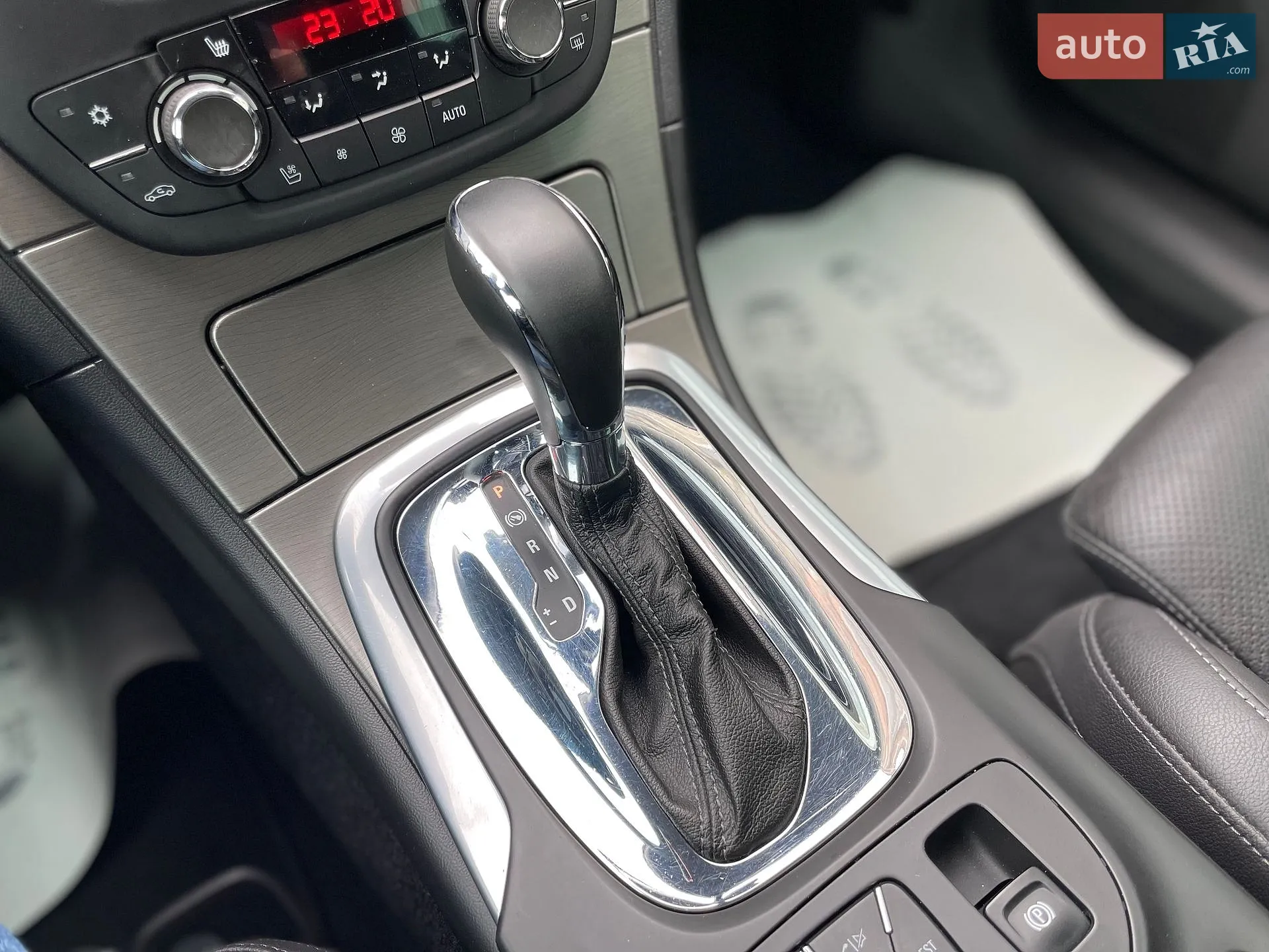 2011 Opel Insignia - мініатюра 28